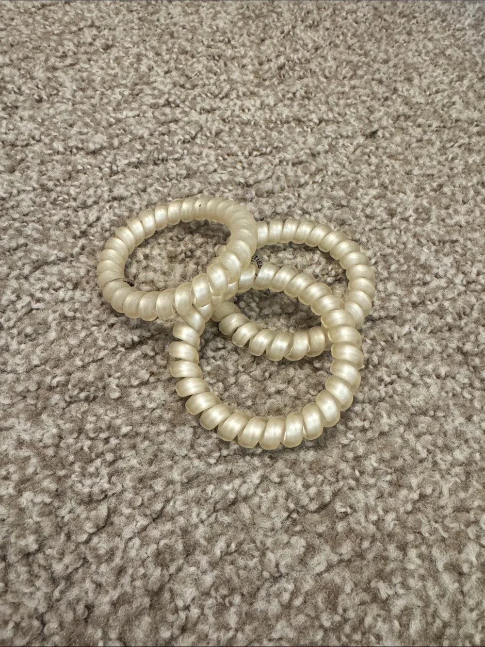 Teleties Coiled Pearl-Effect Stretch Hair Ties - Pearl Cream Set of 3